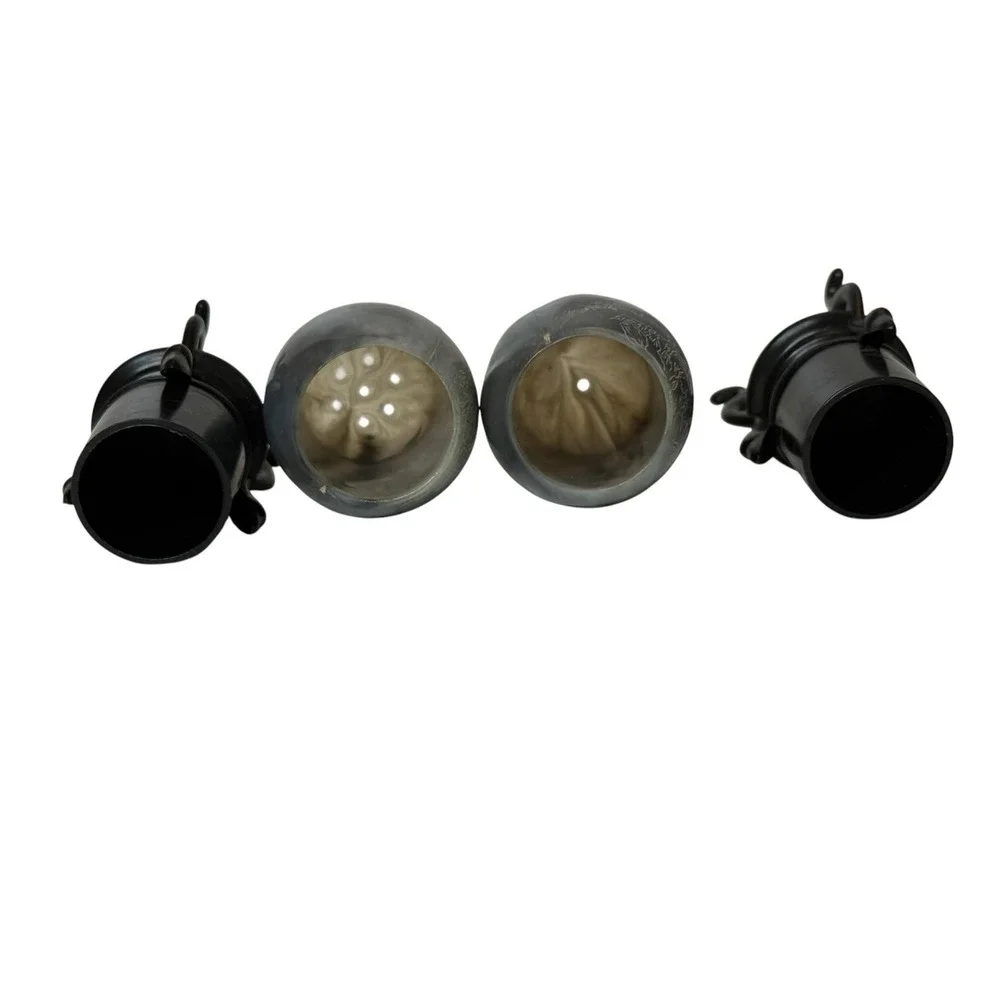 Vintage Asian‎ Hong Kong Etched Design Plastic Egg Salt Pepper Shaker Set